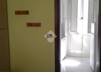 One-room apartment Via Monginevro, Torino (neighborhood San Paolo) - photo 16