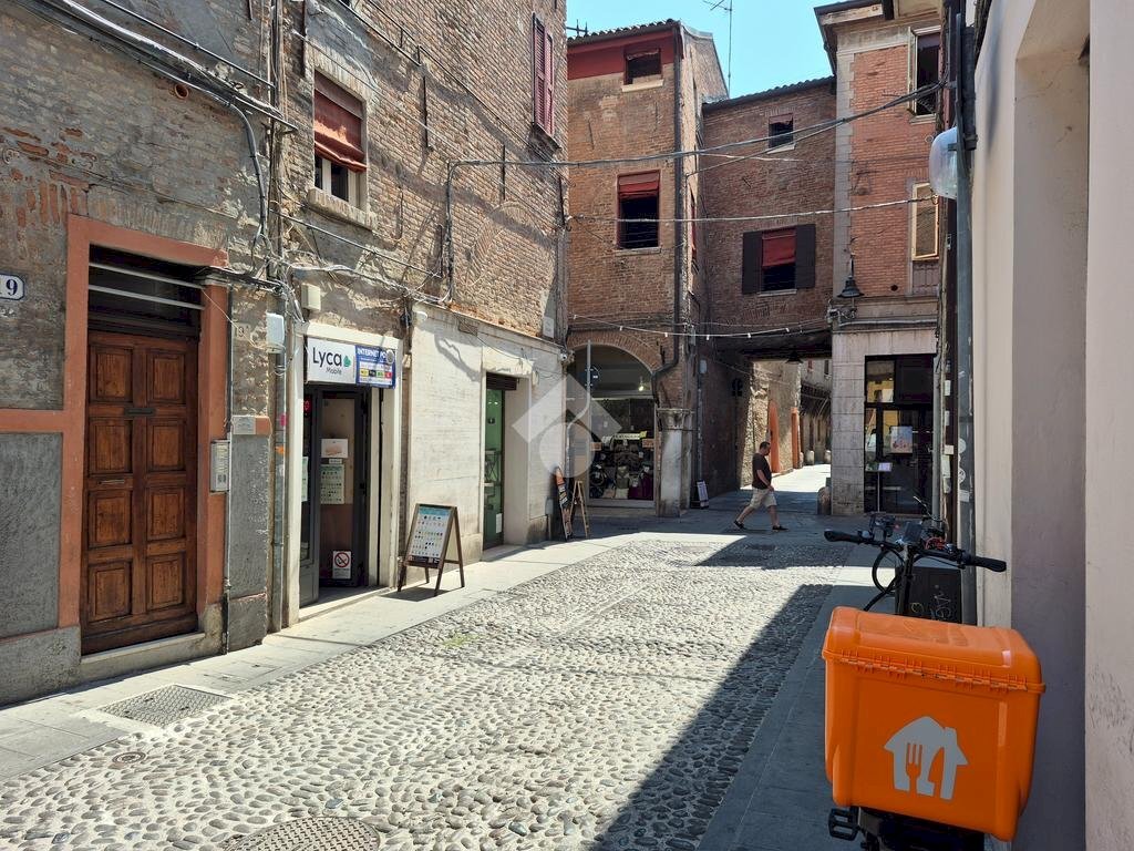 Negozio Via Ragno, Ferrara - foto 3