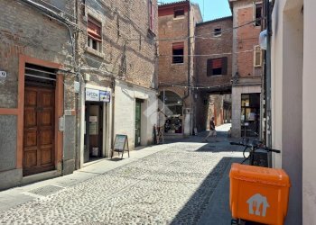 Negozio Via Ragno, Ferrara - foto 3