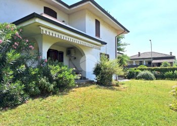 Villa Via Thomas Alva Edison, Bernate Ticino - photo 17