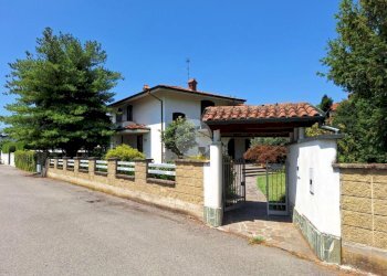 Villa Via Thomas Alva Edison, Bernate Ticino - photo 31