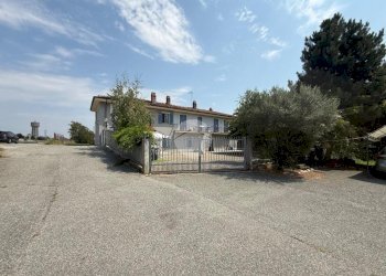 Four-room apartment Via Cuneo, Fossano - photo 2
