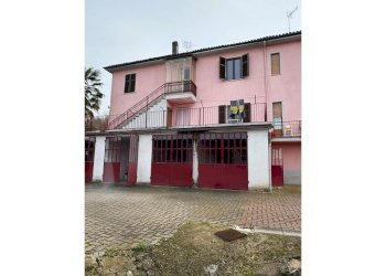 Semi-detached house Mombercelli - photo 1