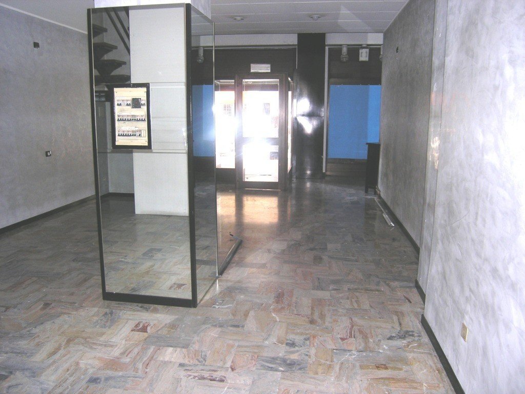 Negozio Asti - foto 2