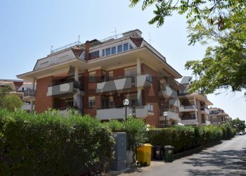 Edificio all\'aperto - Three-room apartment Via Vasto
 
3, Ardea - photo 5
