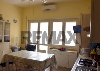 Sala da pranzo - Three-room apartment Via Vasto
 
3, Ardea - photo 12