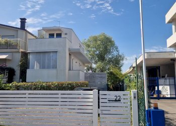 Foto 2 - Casa semi indipendente Via Colombarola
 
22, Sirmione - foto 2