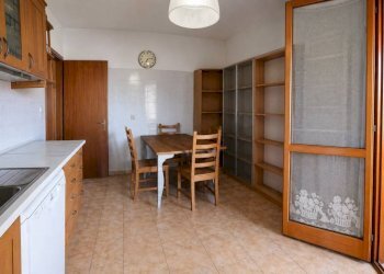 Cucina - Appartamento via Fabio Gori, Roma (zona Lido di Ostia) - foto 11