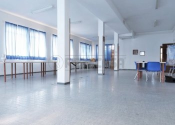 Gemini_Generated_Image_ywbssjywbssjywbs - Laboratorio Via Giuseppe Barbieri, Vicenza - foto 7