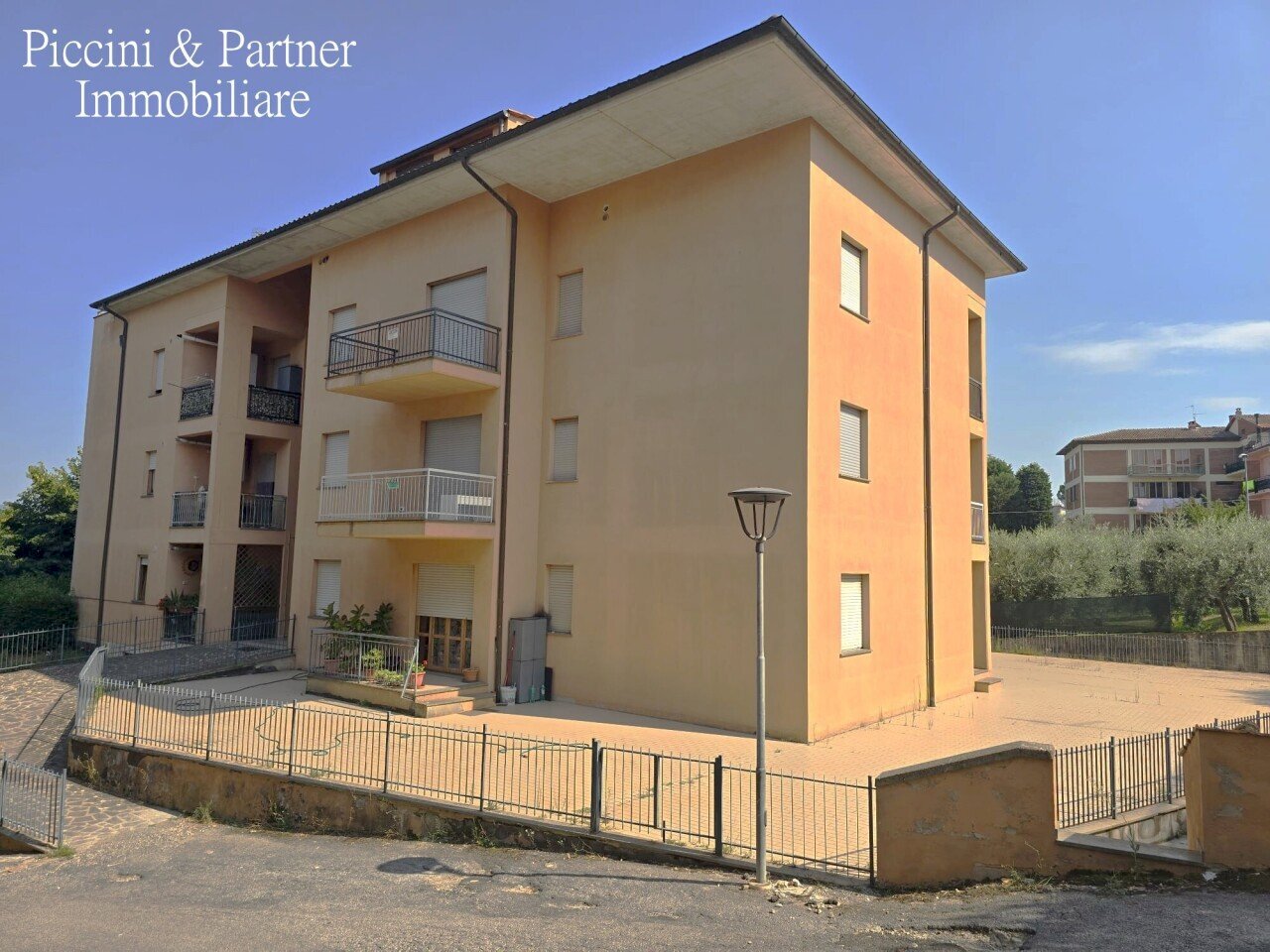 01 - Four-room apartment Piazza XXV Aprile, Città della Pieve - photo 1