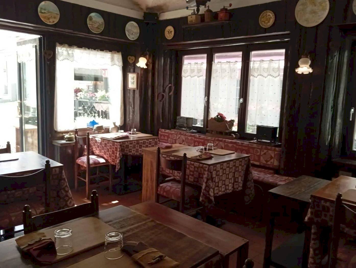 Commercial Premises Via Roma, Limone Piemonte - photo 2