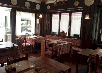 Commercial Premises Via Roma, Limone Piemonte - photo 2