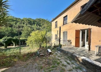 Casa semi indipendente Via S. Bartolomeo del Bosco, Savona - foto 7