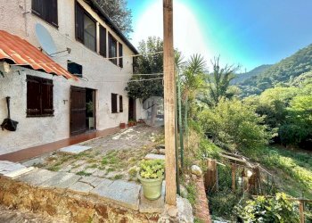 Casa semi indipendente Via S. Bartolomeo del Bosco, Savona - foto 8