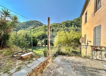 Casa semi indipendente Via S. Bartolomeo del Bosco, Savona - foto 9