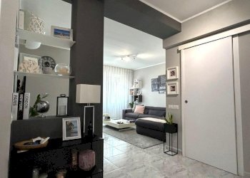 Three-room apartment Via Torquato Tasso, Solaro - photo 2