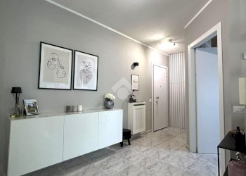 Three-room apartment Via Torquato Tasso, Solaro - photo 10