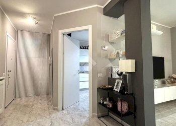 Three-room apartment Via Torquato Tasso, Solaro - photo 11