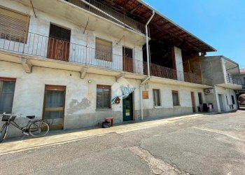 Four-room apartment Via G. Matteotti, Bellinzago Novarese - photo 27