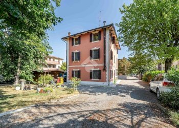 Villa Via Emilia Est, Rubiera - photo 1
