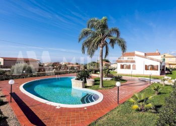 Foto 1 - Villa Contrada Cerasella Via 438
 
8, Ragusa - foto 1