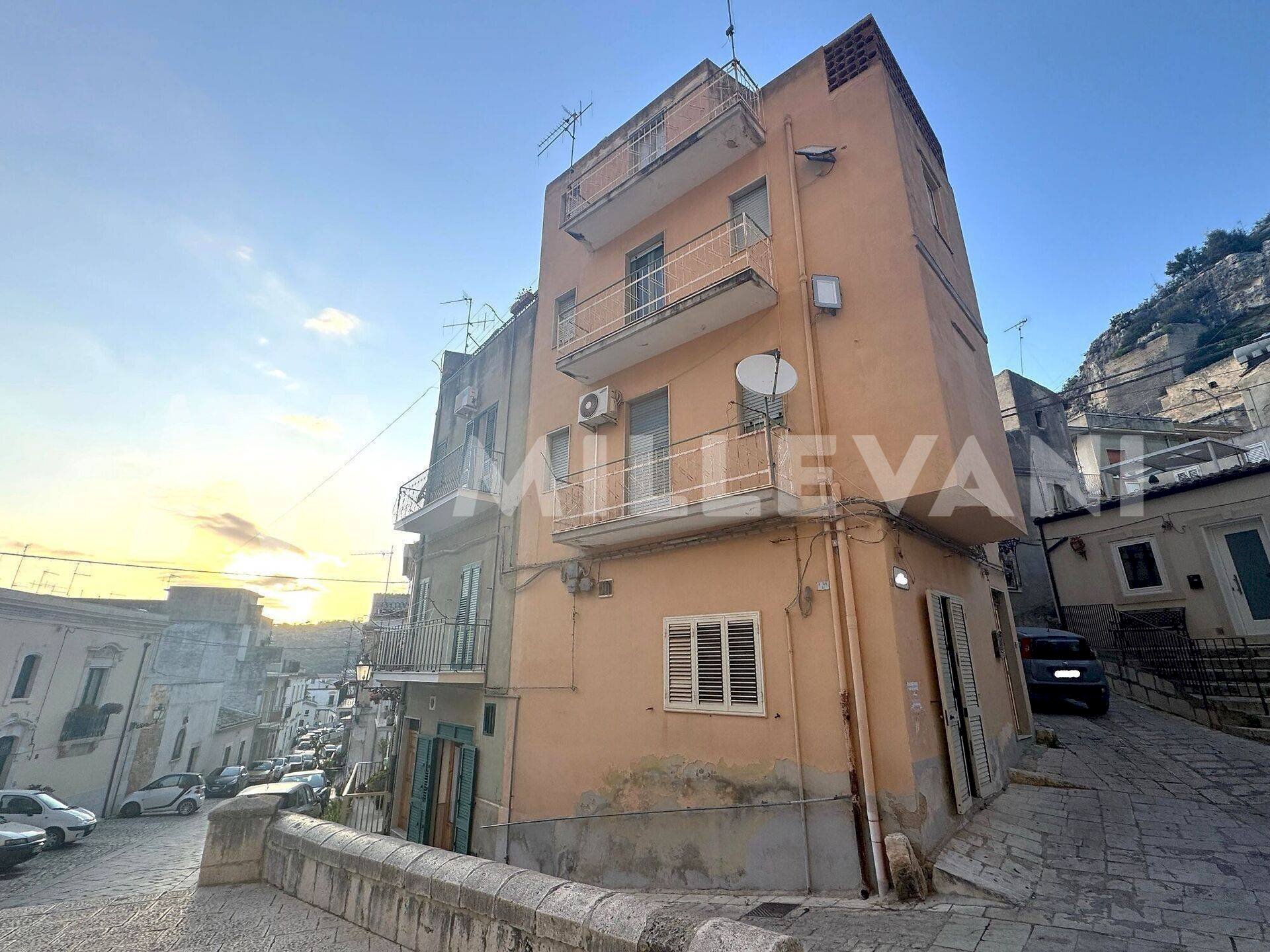 Foto 1 - Casa indipendente Via Chiabrera
 
1, Scicli - foto 1