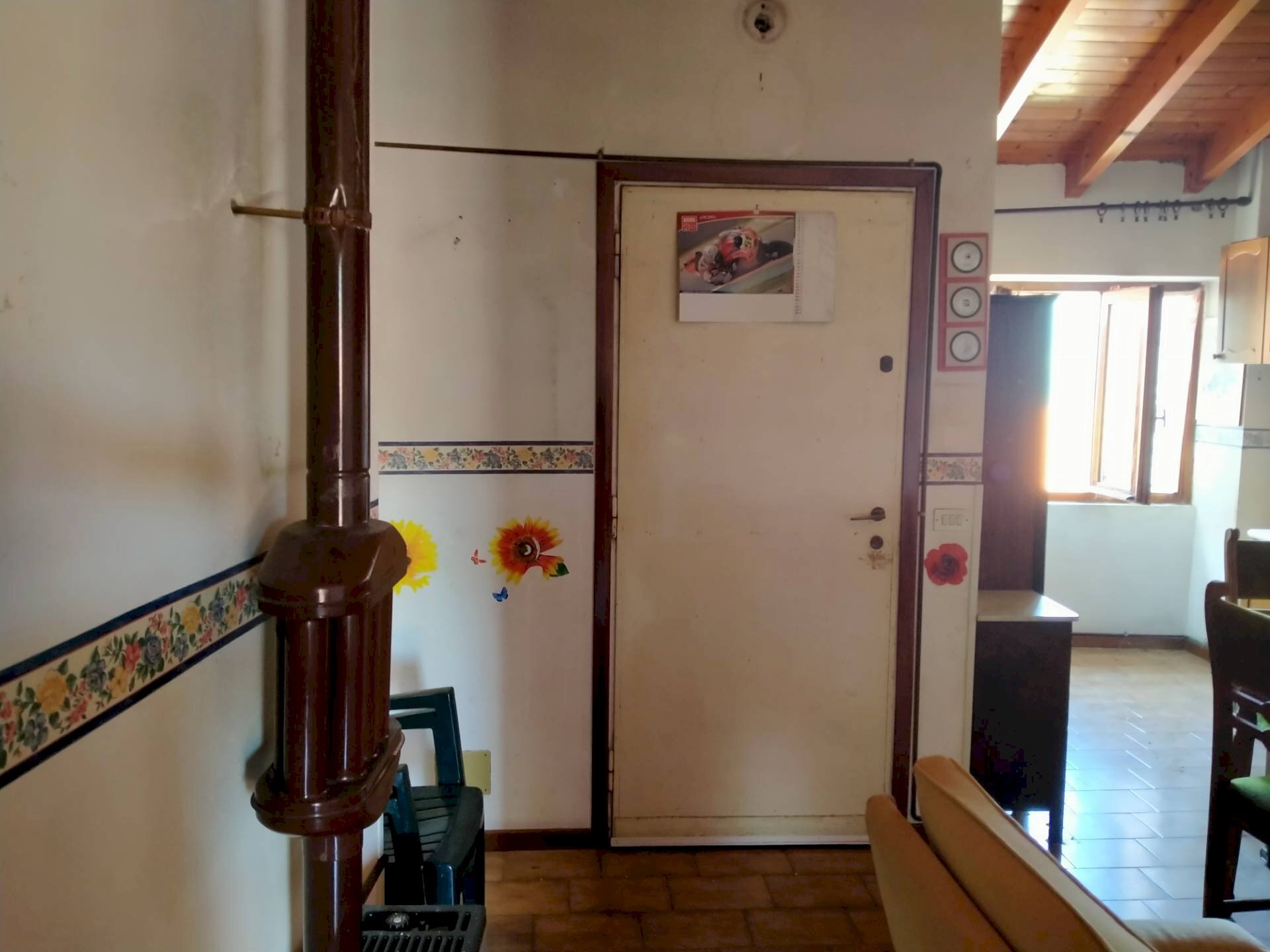 Foto 1 - Bilocale CAVOUR
 
5, Azzio - foto 1