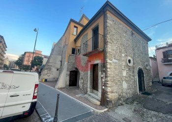 Foto 1 - Three-room apartment Corso Dante Alighieri, Benevento - photo 1