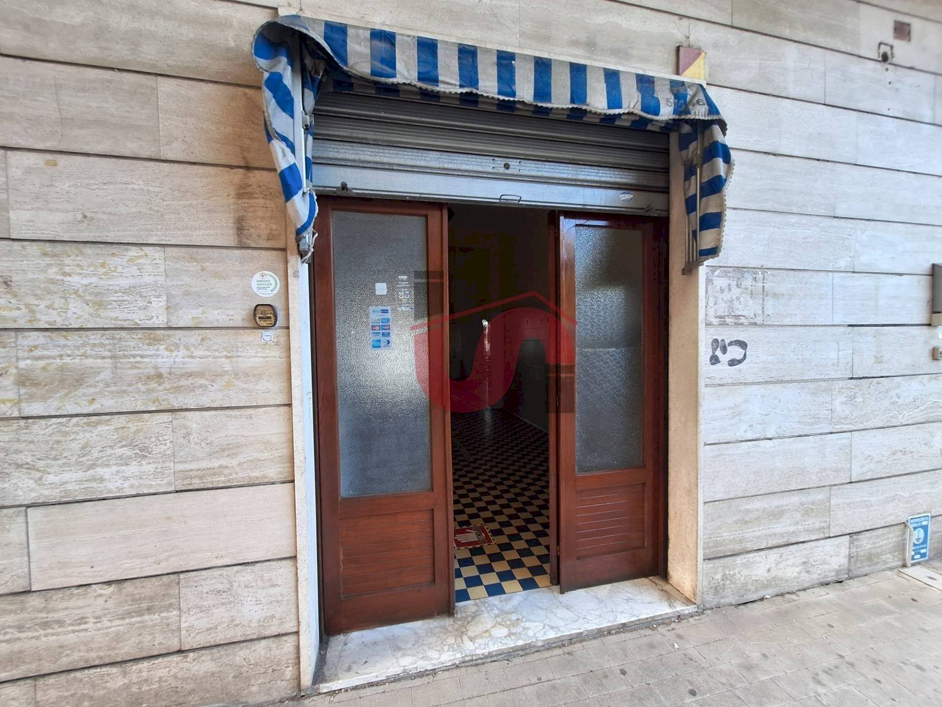 Foto 2 - Commercial Premises via Giuseppe Castellano, Benevento - photo 2