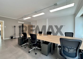 Ufficio - Office Via Magatti
3, Varese - photo 15