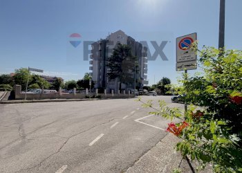 Edificio all\'aperto - Appartamento Piazza Giuseppe Mazzini
 
26, Lanciano - foto 46