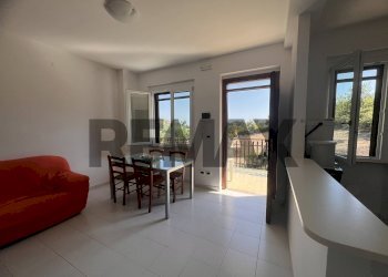 Sala da pranzo - Villa Bifamiliare Contrada Coste Del Mulino
 
48, Rocca San Giovanni - foto 9