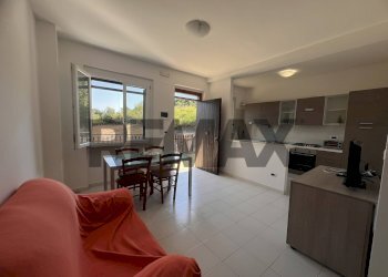 Sala da pranzo - Villa Bifamiliare Contrada Coste Del Mulino
 
48, Rocca San Giovanni - foto 23