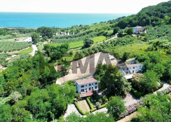 Vista dell\'acqua - Quadrilocale Contrada Coste Del Mulino
 
48, Rocca San Giovanni - foto 2
