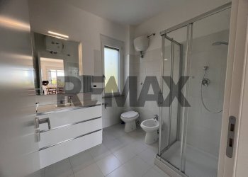 Bagno - Semi-detached house Contrada Coste Del Mulino
 
48, Rocca San Giovanni - photo 32