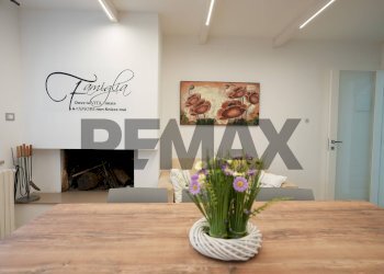 Sala da pranzo - Semi-detached house Contrada Costa di Chieti
 
15, Lanciano - photo 20