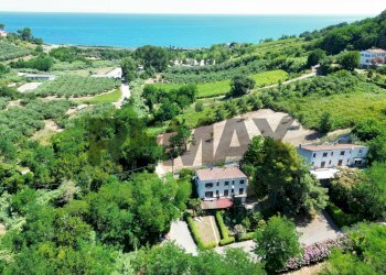 Vista dell\'acqua - Semi-detached house Contrada foce
 
snc, Rocca San Giovanni - photo 1