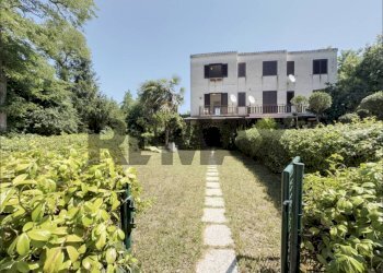 Giardino - Semi-detached house Contrada foce
 
snc, Rocca San Giovanni - photo 11