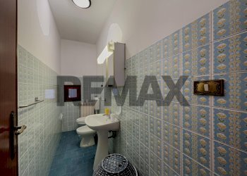 Bagno - Casa semi indipendente Corso Adriatico
 
39, Villalfonsina - foto 30