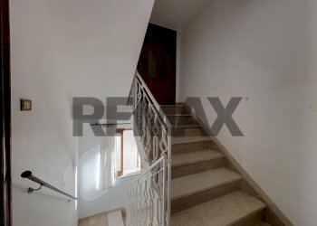 Scale - Casa semi indipendente Corso Adriatico
 
39, Villalfonsina - foto 32