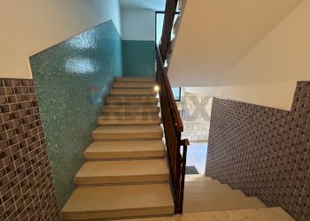 Scale - Appartamento Via del Mancino
 
130, Lanciano - foto 4