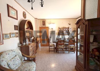 Sala da pranzo - Quadrilocale Via Parma
 
2, Lanciano - foto 4