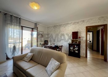 Sala da pranzo - Apartment Via Teofilo Patini
 
50, Castel Frentano - photo 9