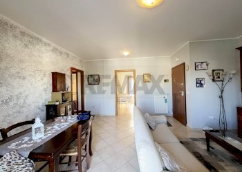 Sala da pranzo - Apartment Via Teofilo Patini
 
50, Castel Frentano - photo 20
