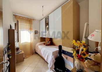 Camera / camera da letto - Apartment Via Teofilo Patini
 
50, Castel Frentano - photo 57