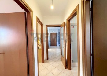 Hall / corridoio - Apartment Via Teofilo Patini
 
50, Castel Frentano - photo 62