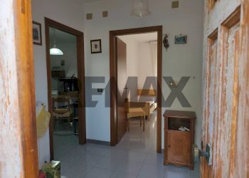 Hall / corridoio - Casa indipendente C.da Collegrande
 
189, Roccascalegna - foto 5