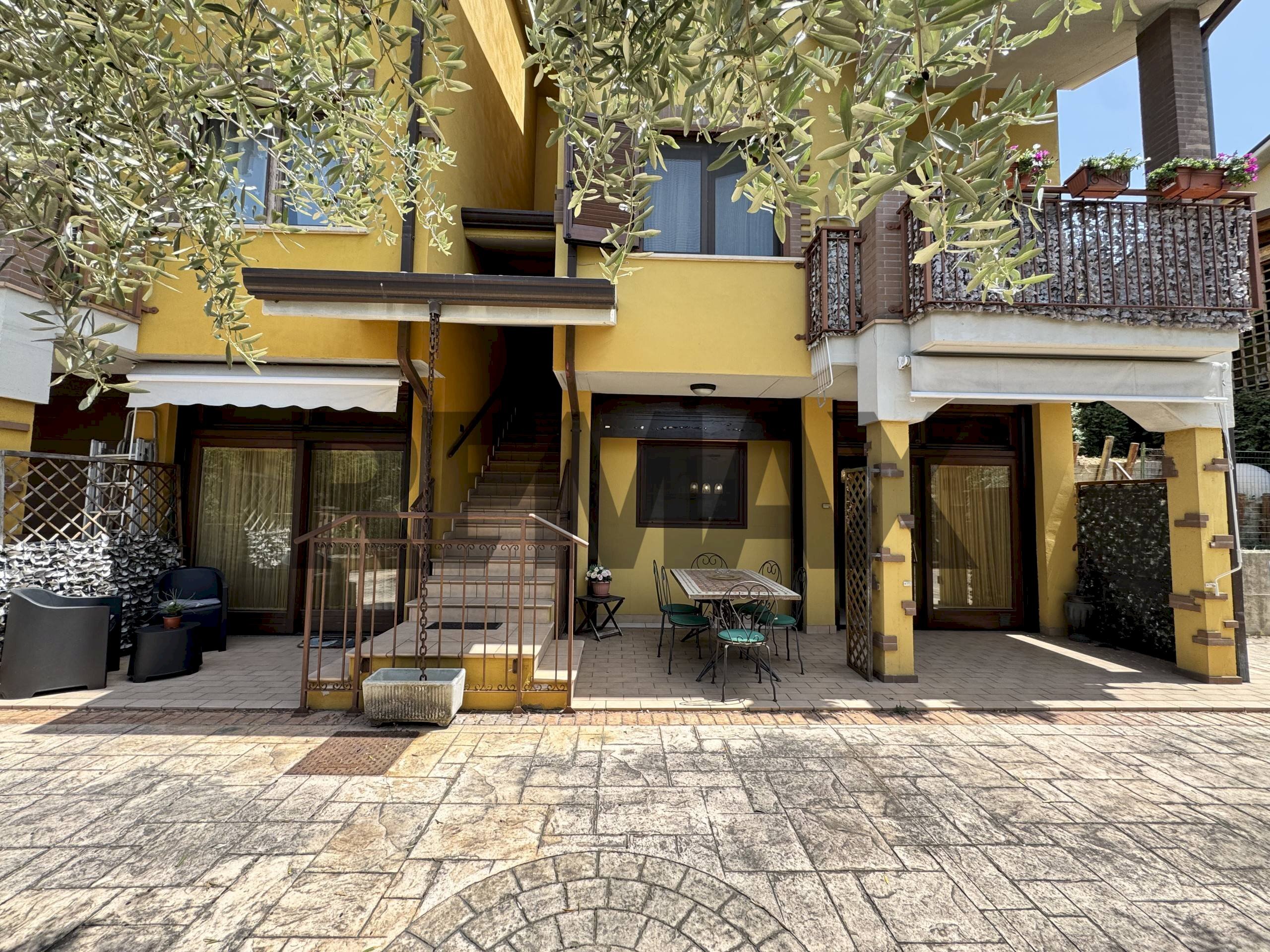 Casa all\'aperto - Villa a Schiera Contrada Passo Tucci
 
26, San Vito Chietino - foto 1
