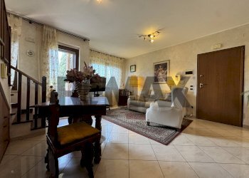 Sala da pranzo - Villa a Schiera Contrada Passo Tucci
26, San Vito Chietino - foto 23