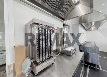 Cabina armadio - Commercial Premises Via Lungomare
12, Fossacesia - photo 29